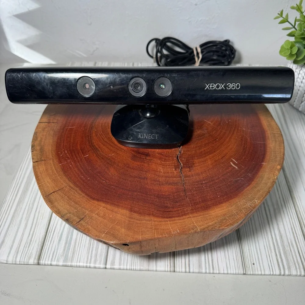 Microsoft Xbox 360 Kinect Connect Black Sensor Bar Model # 1414‎